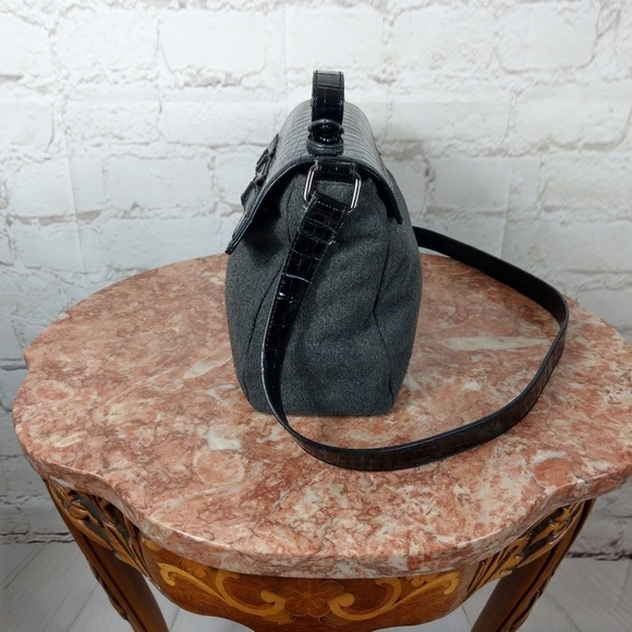 Armani Exchange wool and patent leather crossbody - Picture 2 of 8